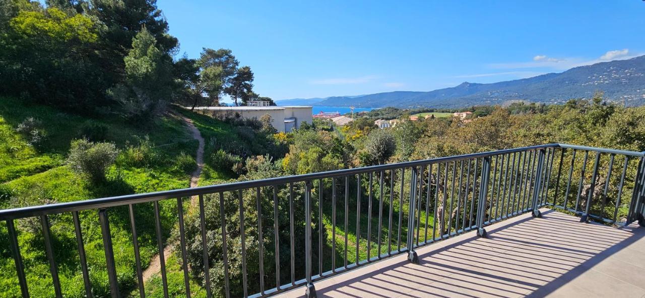 T3 Le Myrte Vue Mer & Montagne Idealement Situe Propriano  Exterior photo